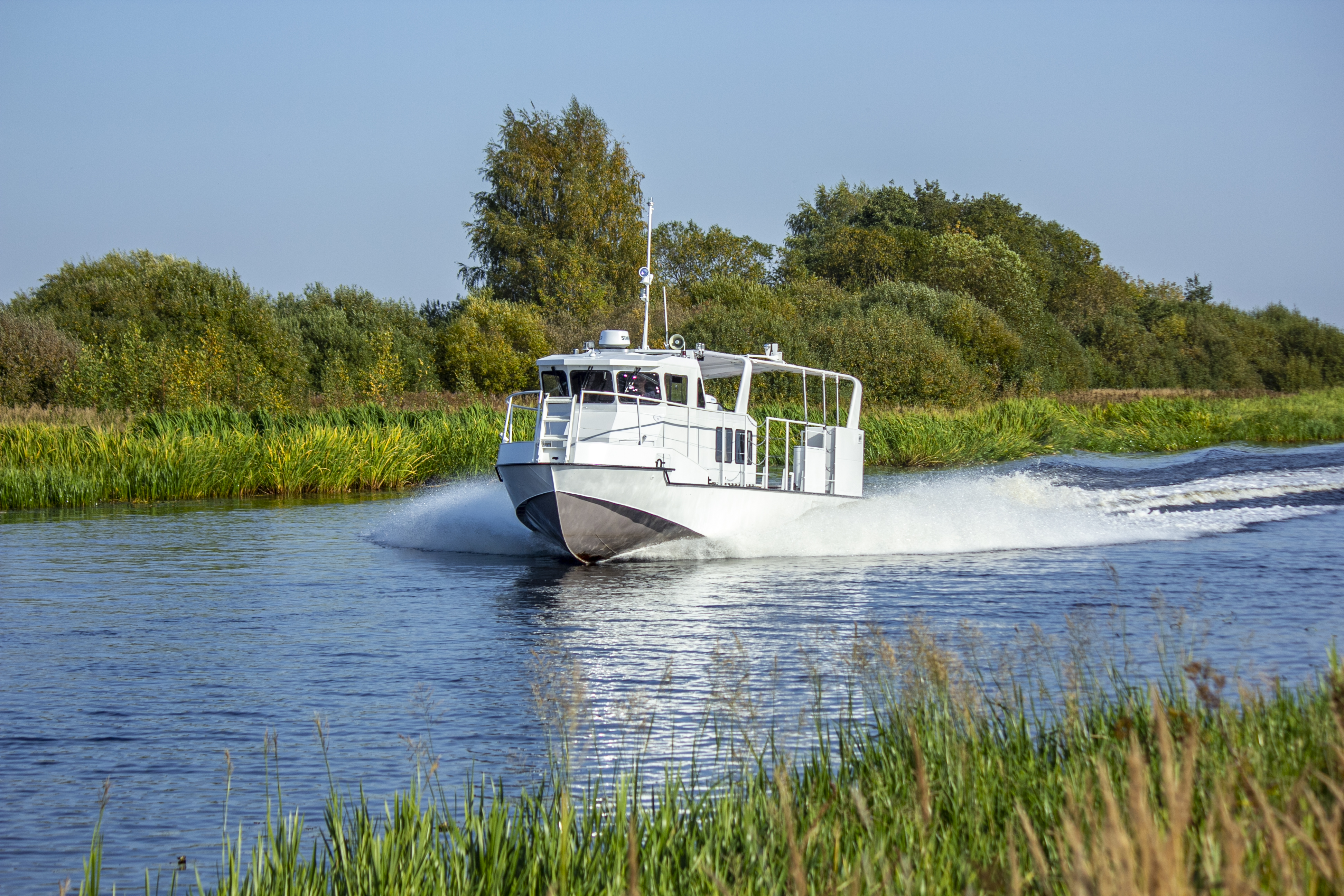 Кс 110. Катер КС-110.2. Водометный катер ("КСМЗ", Кострома). Водометный катер КС - 110. Катер КС 100.